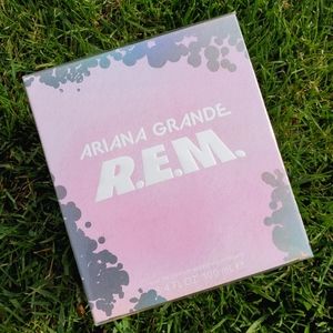 NIB 3.5 oz REM by Ariana Grande